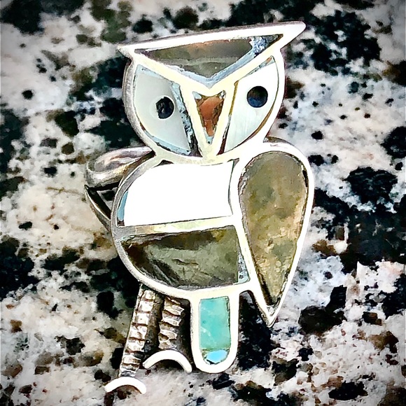 ⭐️💲SOLD💲⭐️ Vintage Sterling Silver & Stones Navajo Owl Ring - Picture 7 of 16
